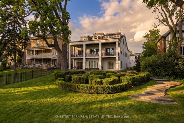 Detached at 113 William Street, Stratford, ON N5A 4X9