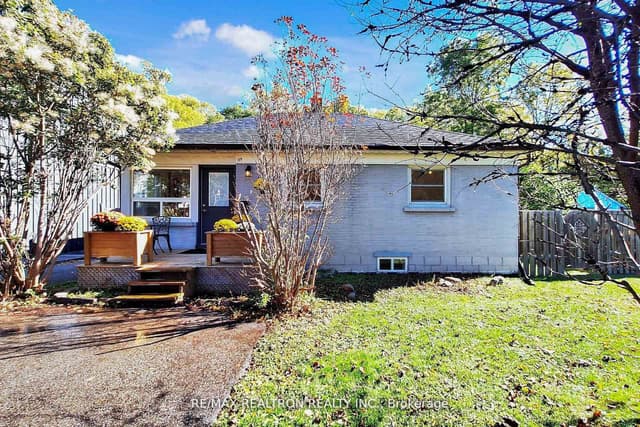 Detached at 59 Machell Avenue, Aurora, ON L4G 2R8