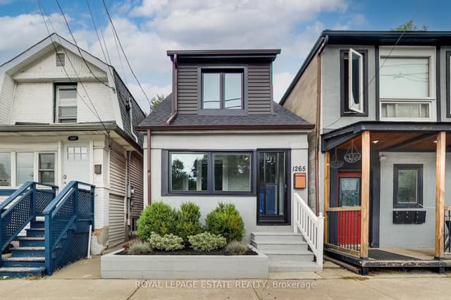 Detached at 1265 Woodbine Avenue, Toronto, ON M4C 4E5, Toronto E03