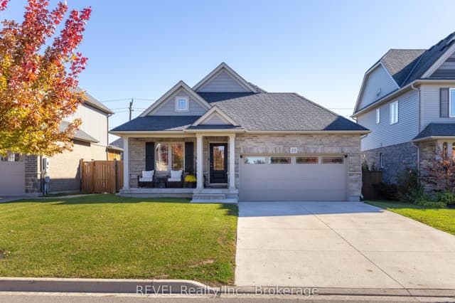 Detached at 20 Elliot Street, Thorold, ON L2V 0E6