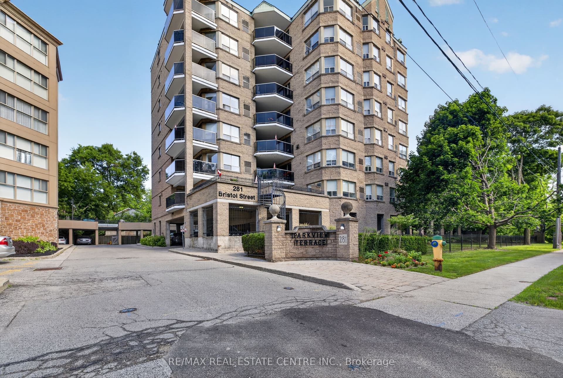 Suite 602 · Floor 6, Unit 602 · 281 Bristol St