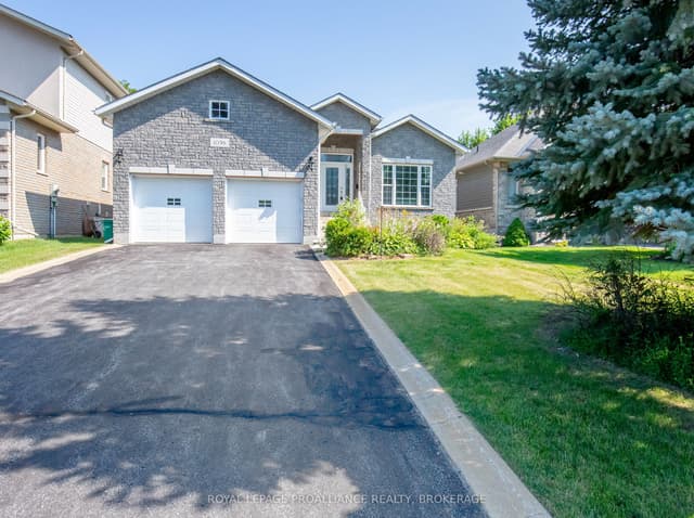 Detached at 1098 Coverdale Drive, Kingston, ON K7M 8X7