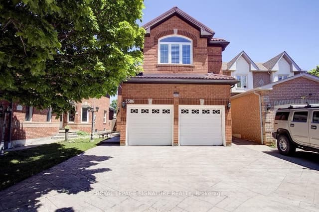 Detached at 5386 Landsborough Avenue, Mississauga, ON L5R 3X2