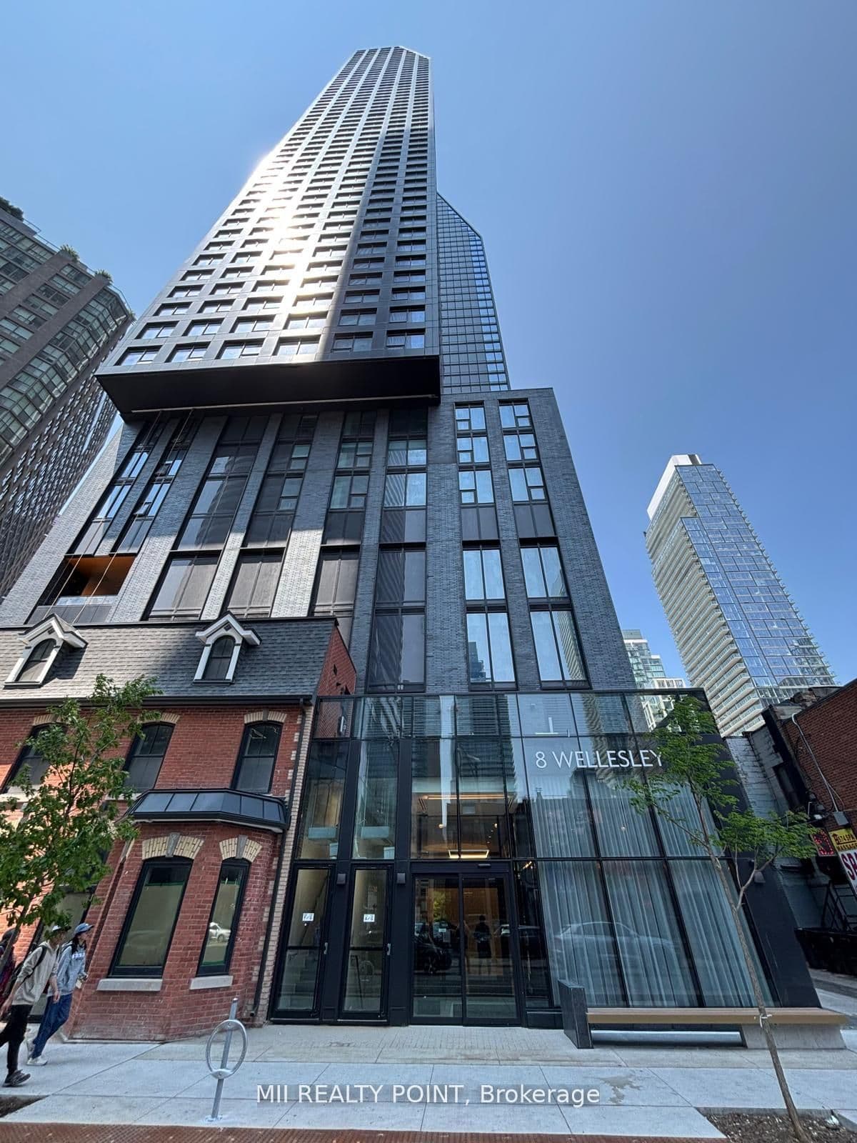 Suite LPH07 · Penthouse, Unit LPH07 · 8 Wellesley St W