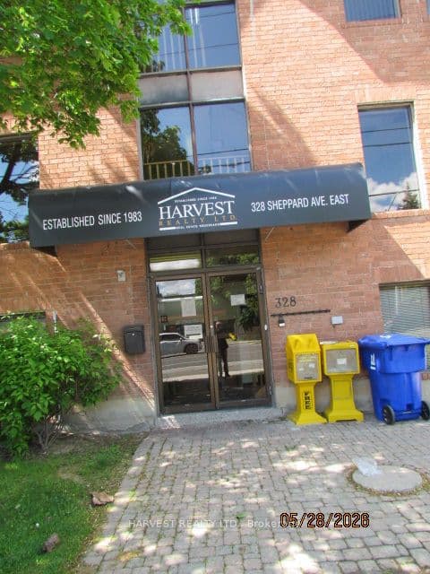 Office at 328 Sheppard Avenue E 3rd Floor, Toronto, ON M2N 3B4, Toronto C14