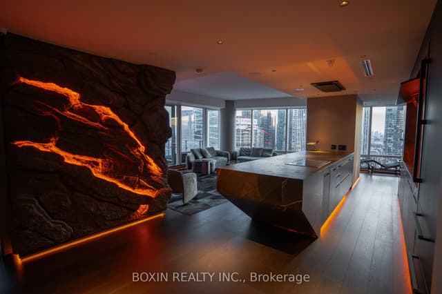 Condo Apartment at 180 University Avenue 3301, Toronto, ON M5H 0A2, Toronto C01