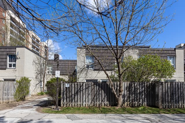 Condo Townhouse at 21 Four Winds Drive 11, Toronto, ON M3J 1K7, Toronto W05