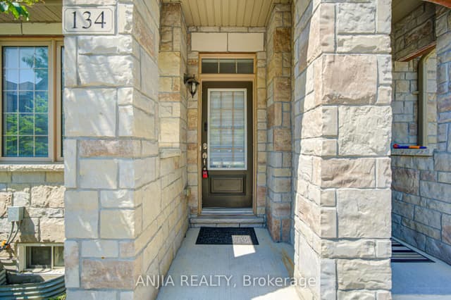 Att/Row/Townhouse at 134 Frederick Wilson Avenue, Markham, ON L6B 0R1