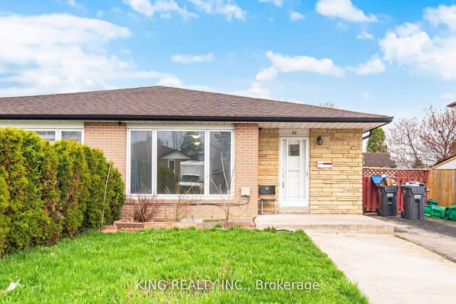 Semi-Detached at 42 Flamingo Crescent, Brampton, ON L6T 2G5