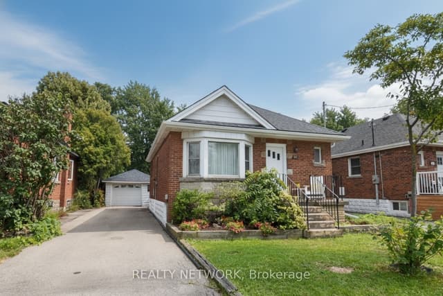 Detached at 575 Upper Wentworth Street, Hamilton, ON L9A 4V1