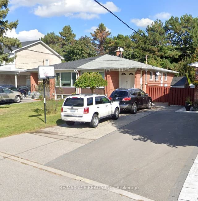 Semi-Detached at 92 Baltray Crescent, Toronto, ON M3A 2H4, Toronto C13