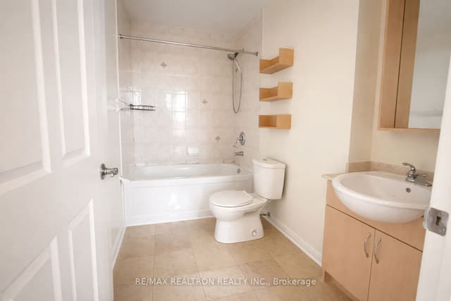Condo Apartment at 18 Holmes Avenue 1102, Toronto, ON M2N 0E1, Toronto C14