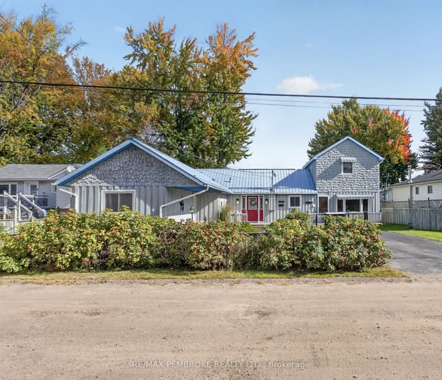 Detached at 1213 Burns Drive, Laurentian Valley, ON K8A 7M9