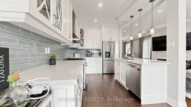 66 Catalpa Crescent