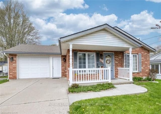 Detached at 424 John Street, Haldimand, ON N1A 2R2