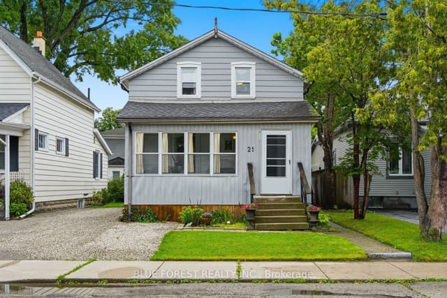 Detached at 21 Isabel Street, St. Thomas, ON N5R 3J7