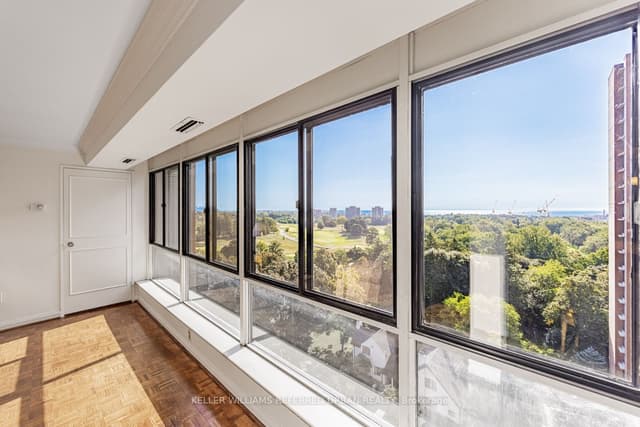 Condo Apartment at 1400 Dixie Road 1409, Mississauga, ON L5E 3E1