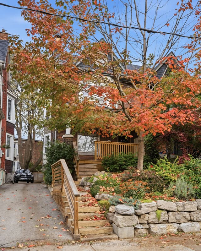 Semi-Detached at 6 Sandford Avenue, Toronto, ON M4L 2E7, Toronto E01