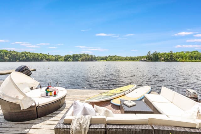 Detached at 1106 Beaumaris Road, Muskoka Lakes, ON P1L 0M8