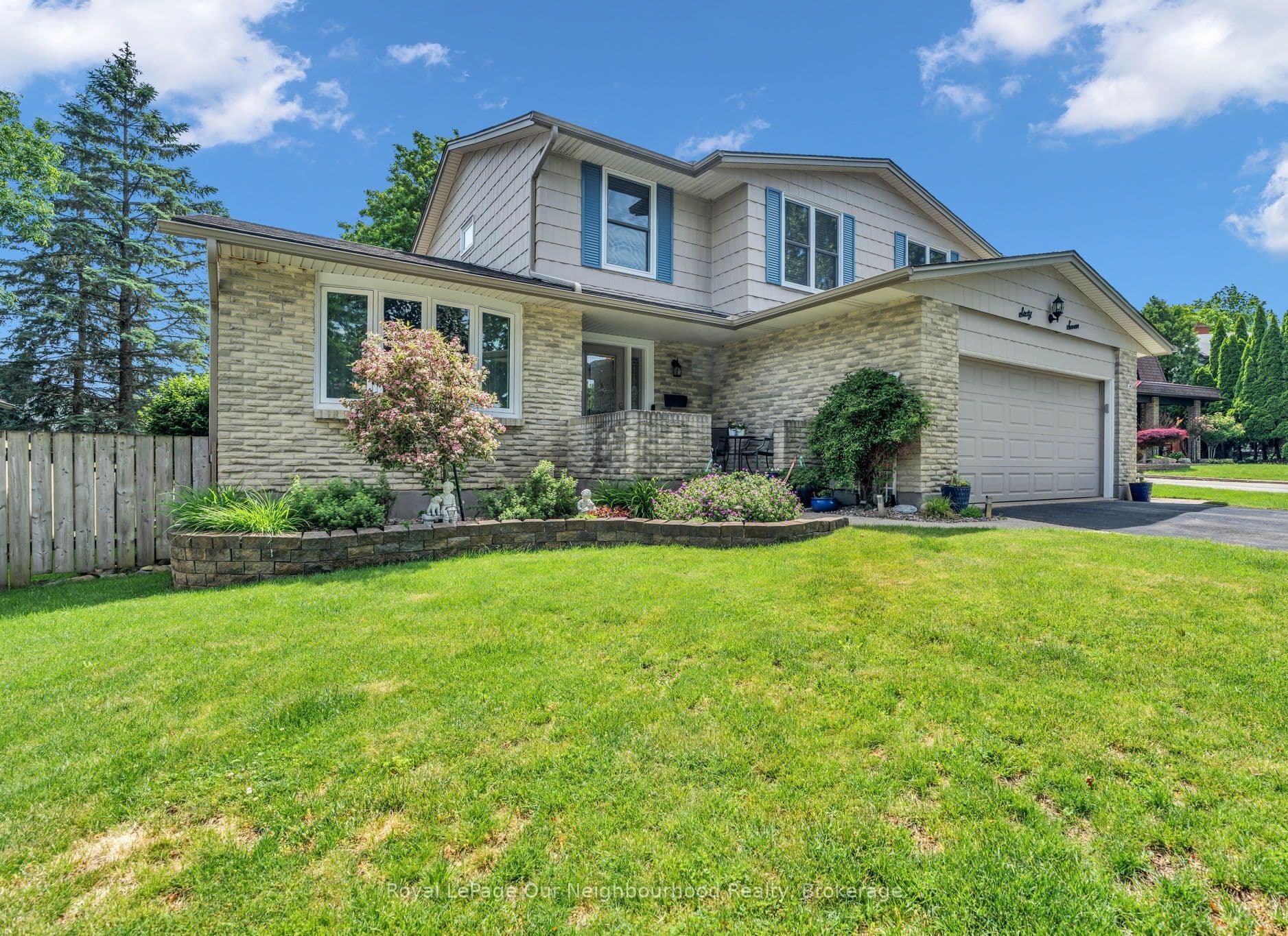67 Bartlett Cres