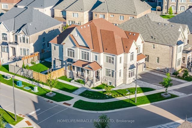 Detached at 7 Anatolia Street, Brampton, ON L6P 4L3