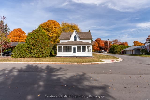 Detached at 631 Louis Street, Saugeen Shores, ON N0H 2C4