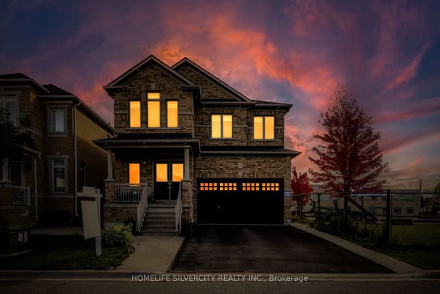 Detached at 14 Levendale Court, Brampton, ON L6P 0K4