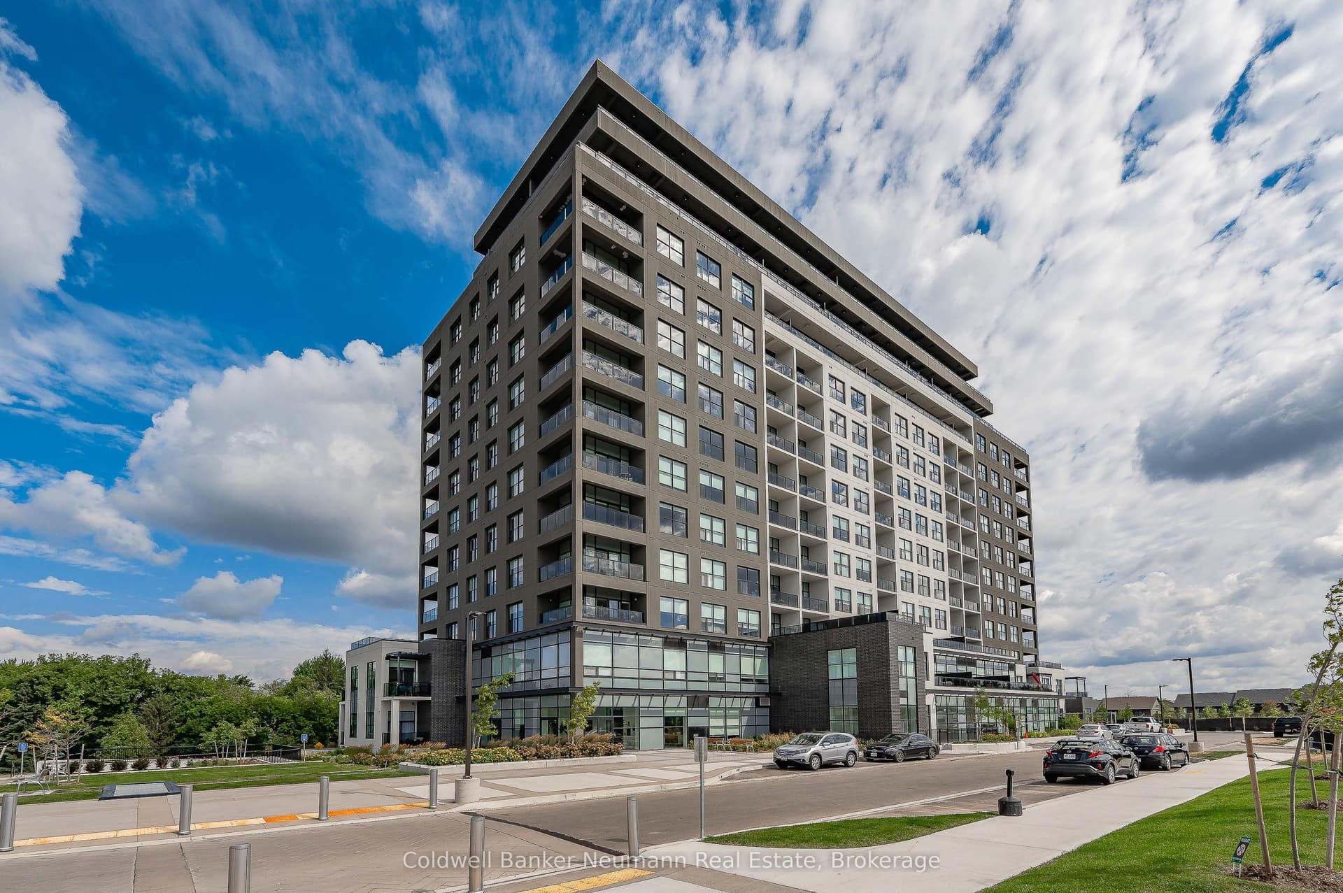 Suite 908 · Floor 9, Unit 908 · 1880 Gordon St