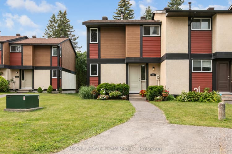 82 McClintock Way