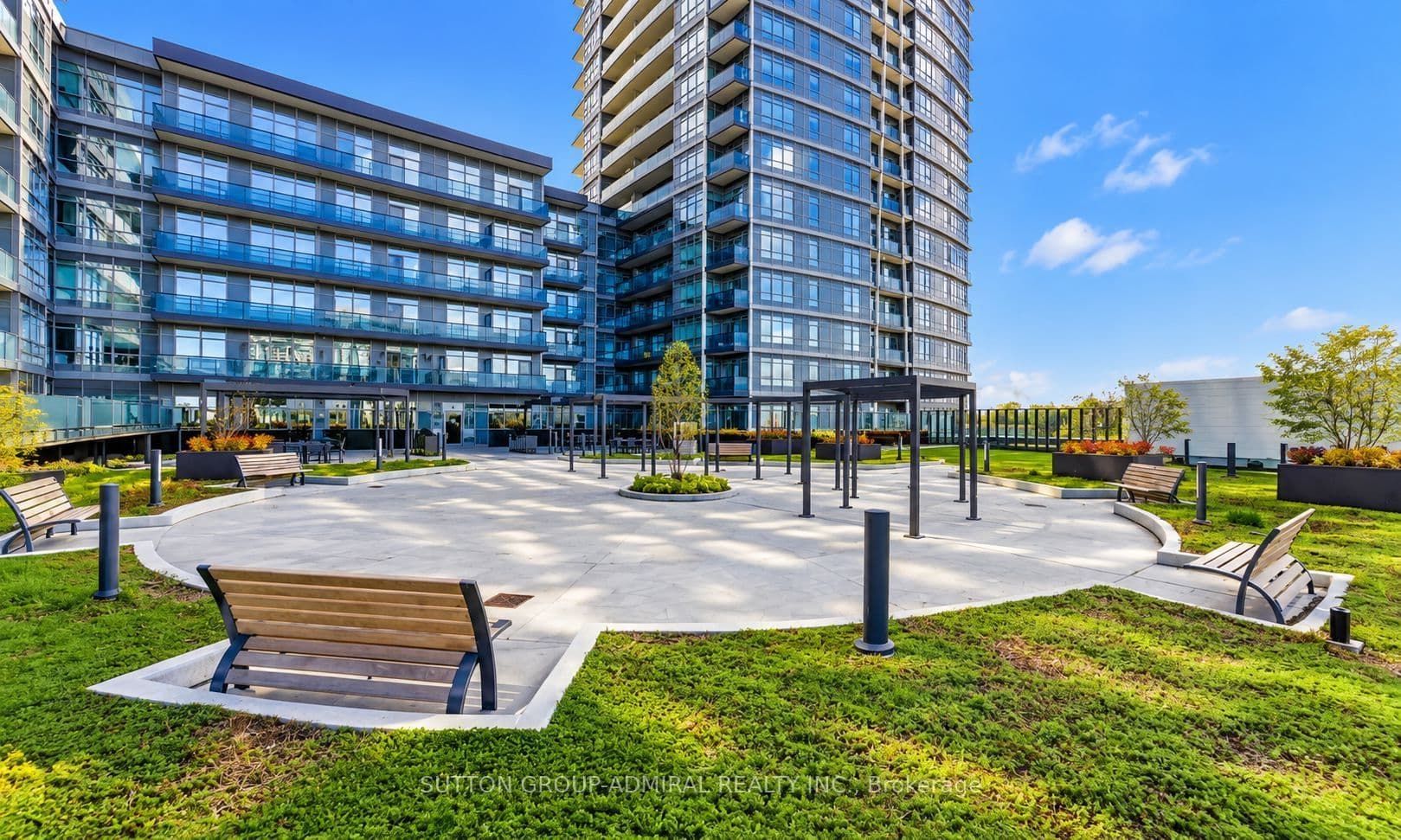 Suite 416 · Floor 4, Unit 416 · 30 Upper Mall Way