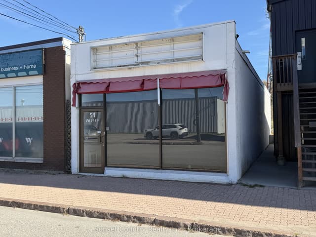Office at 51 Whyte Avenue, Dryden, ON P8N 1Z4