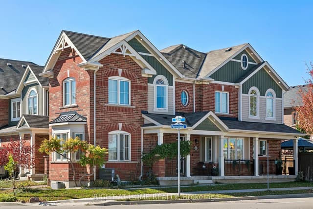 Att/Row/Townhouse at 313 Gillett Point, Milton, ON L9E 1C6