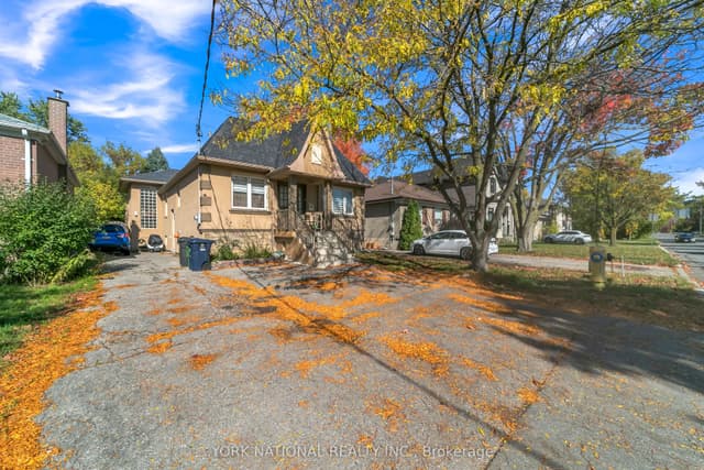 Detached at 186 Patricia Avenue, Toronto, ON M2M 1J5, Toronto C07