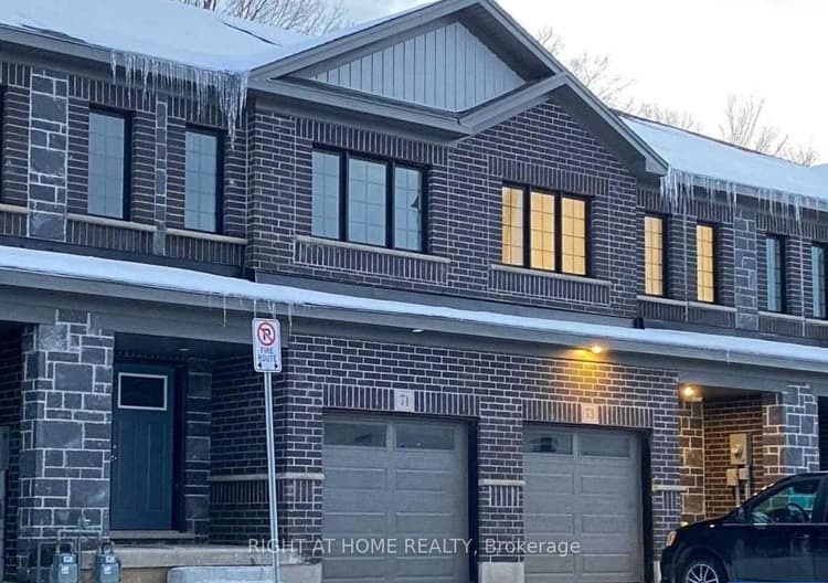 71 Woodedge Circle