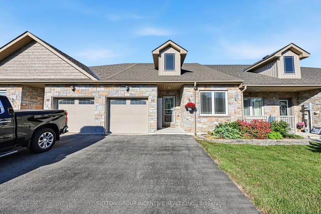 Att/Row/Townhouse at 95 Lucy Lane, Orillia, ON L3V 7A8