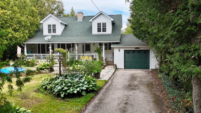 Detached at 8 Brock Street, Northern Bruce Peninsula, ON N0H 2R0