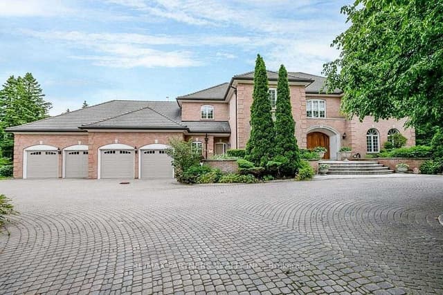 Detached at 11 Jarvis Avenue, Aurora, ON L4G 6W8