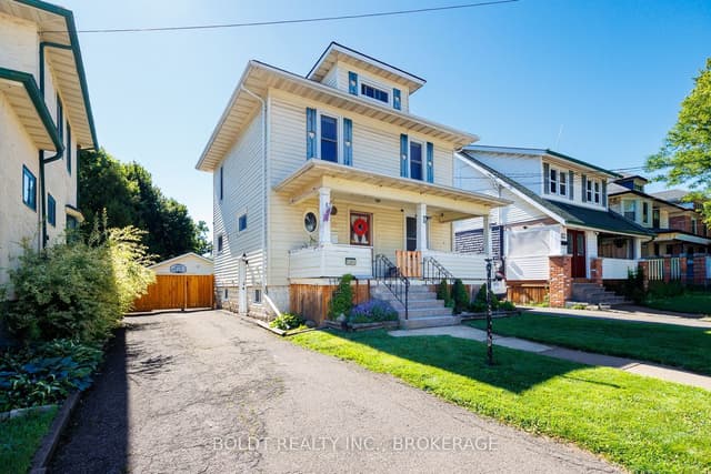 Detached at 5285 THIRD Avenue, Niagara Falls, ON L2E 4M6