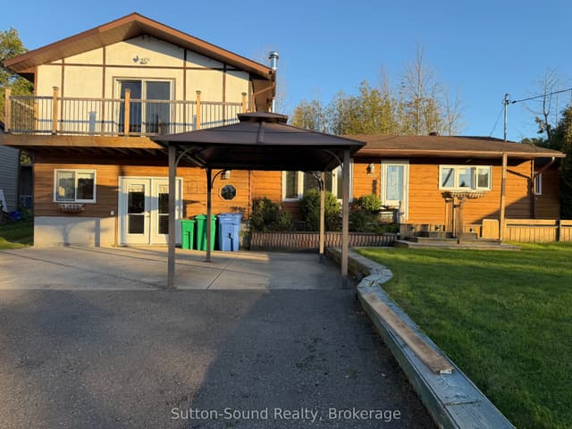 Detached at 108 Wilson Drive, Georgian Bluffs, ON N0H 2T0