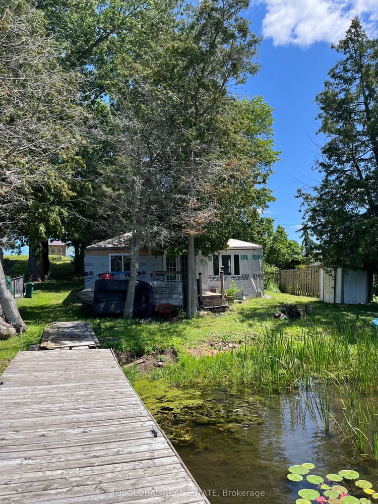 24 Pines Lane