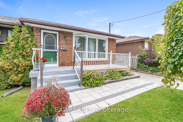 Detached at 297 Linden Street, Oshawa, ON L1H 6R3
