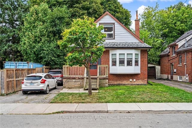 Detached at 15 Mapes Avenue, Hamilton, ON L8S 2K3
