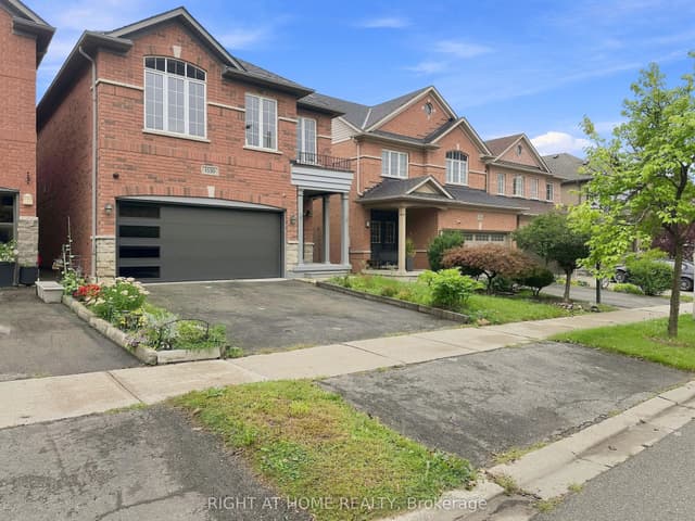 Detached at 1530 Portsmouth Place, Mississauga, ON L5M 7W1