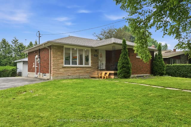 Detached at 131 West 34th Street, Hamilton, ON L9C 5K4