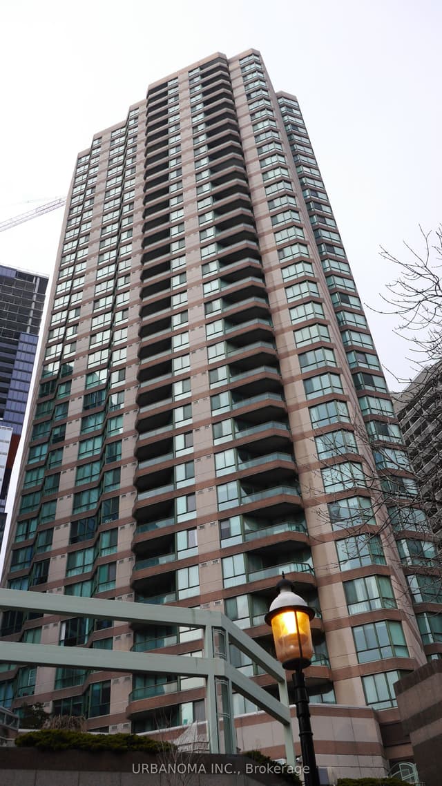 Condo Apartment at 38 Elm Street 3200, Toronto, ON M5G 2K5, Toronto C01