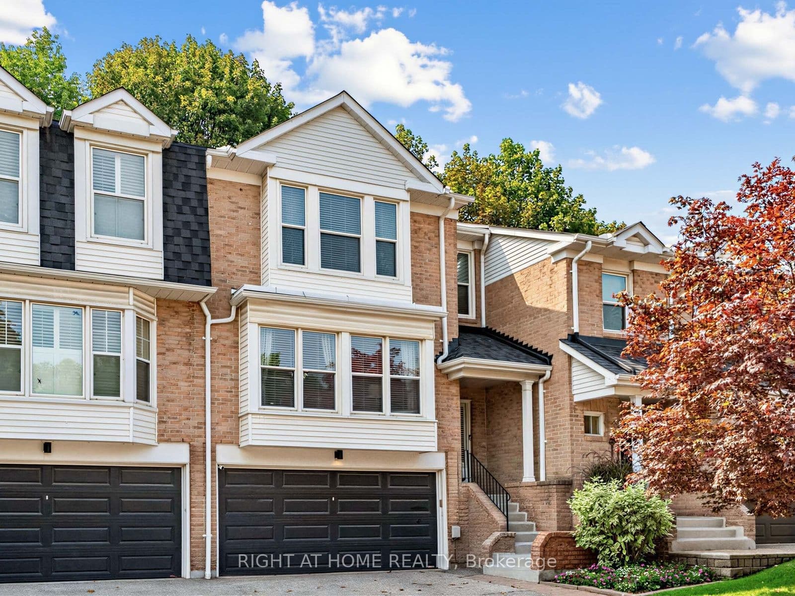 25 Tamarack Cir, 25 Tamarack Cir