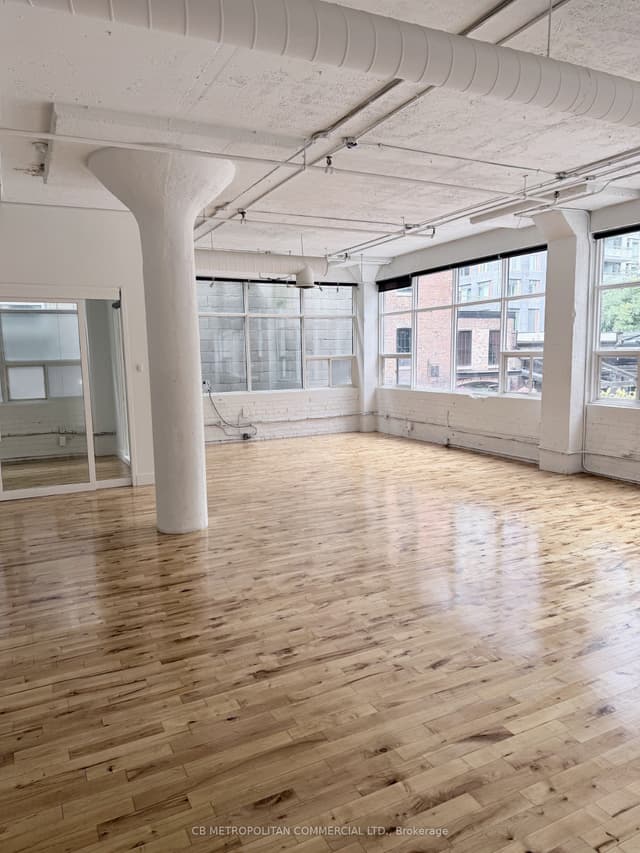 Office at 626 King Street W 201, Toronto, ON M5V 1M5, Toronto C01