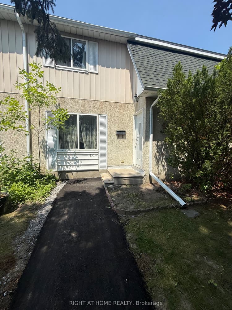 1552 Beaverpond Drive