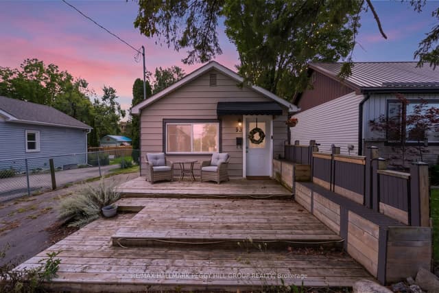 Detached at 93 Bond Street, Orillia, ON L3V 1J7