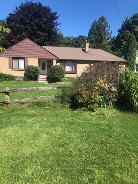 Detached at 1806 Parkhurst Avenue, London East, ON N5V 2C3